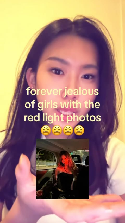 ungatekeeping THE “red light” photo hacks 🩵 #phototips #tips4u #photoshoptutorial #digicam #photoshoptricks