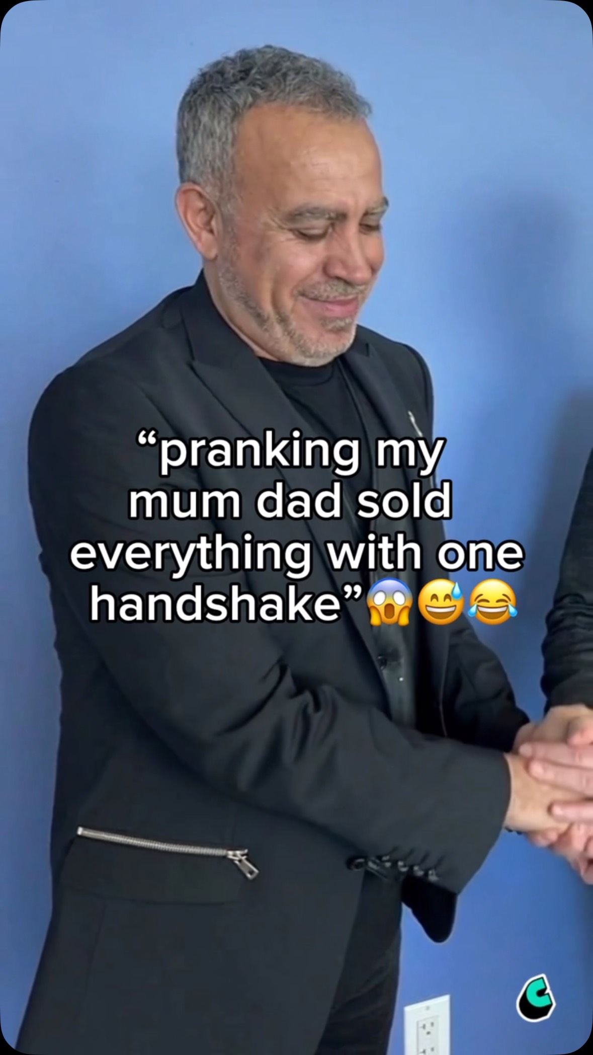 pranking my mum dad sold everything  with ome handshake😅😱😂#prank #cantina #comedy #joke #cantinaapp
