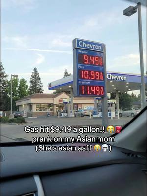 mom said do you know how much rice i can buy with nine dollars 💀⛽️ #gas #mom #gasprices #prank #asian