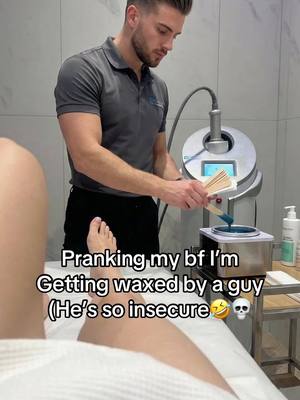 He’s so damn insecure😭 #prank #prankvideo #funny #bf 