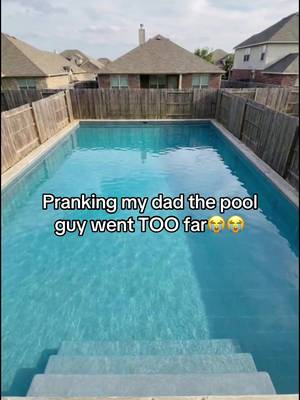 This is the best thing in the world lol #poolparty #textprank #funnyvideo #viral #dad @Cantina 