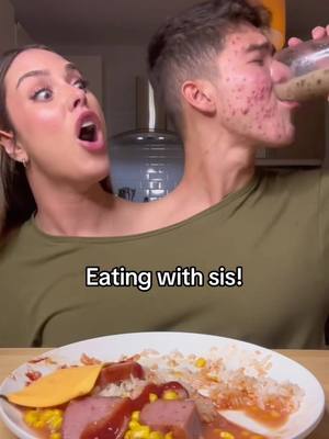 He does it on purpose! 😒😒 #mukbangs #advertisement #foryoupage 